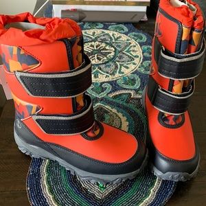 Lands End Boys/Youth Snow Flurry Boots NWT